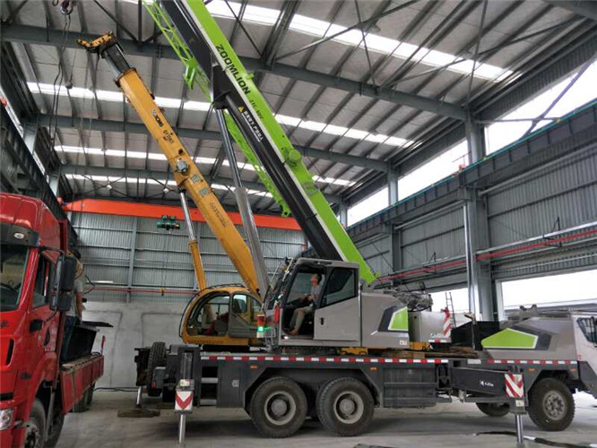 王益区高空车出租需要注意哪些安全事项？